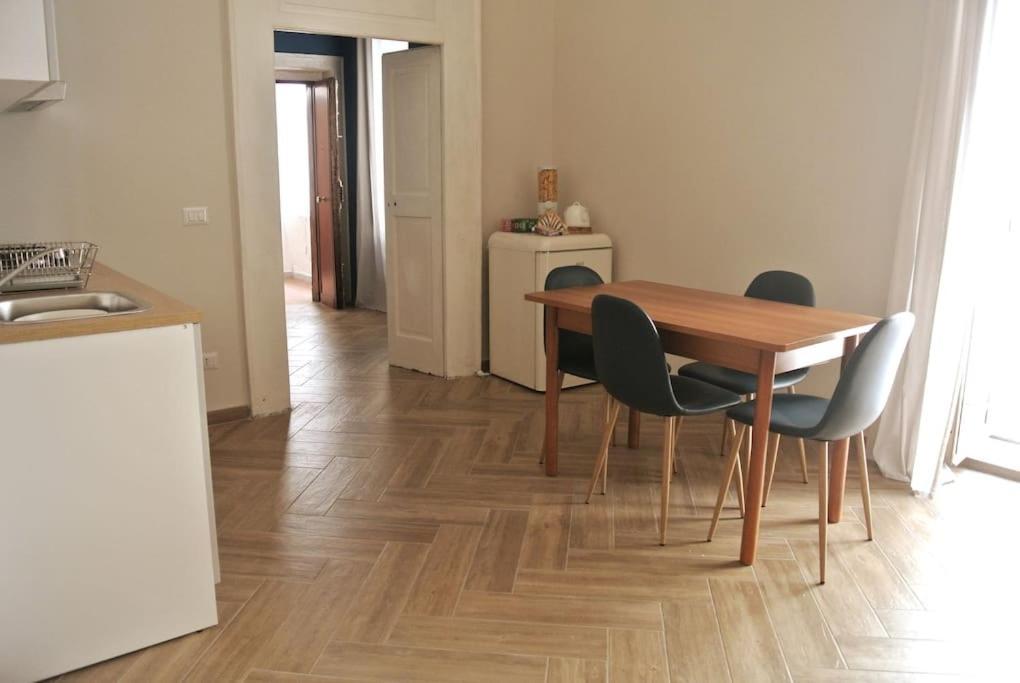 Scio' Apartment-Centro Storico- Nápoles Exterior foto